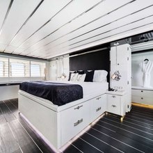 Double Shot Yacht 