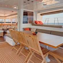 Amazing Yacht 