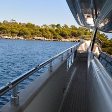 My Way II Yacht 