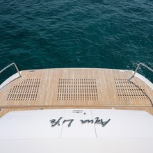 Aqua Life Yacht 