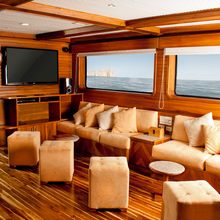 Galaxy Yacht 