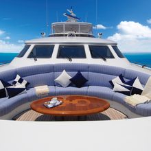You & Me Yacht Foredeck Seating