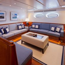 Atalante Yacht 