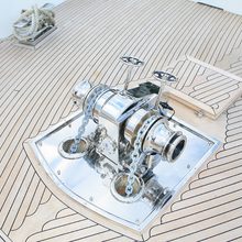 Dali Yacht 