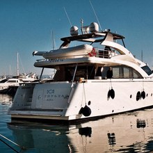 Krys Kar Yacht 