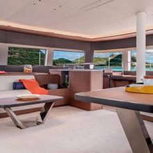 Kingfisher V Yacht 
