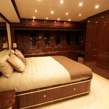 White Pearl Yacht 