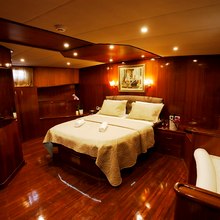 Ilknur Sultan Yacht 