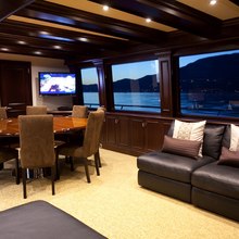 Liquidity Yacht Salon - Screen