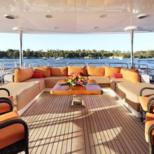 Code 8 Yacht 