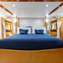 Lady Sandra Yacht 