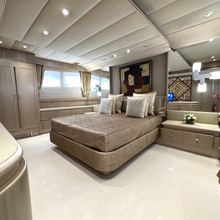 Cheetah Moon Yacht 