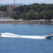 Big Aron Yacht 