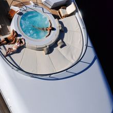Harle Yacht Aerial View - Jacuzzi