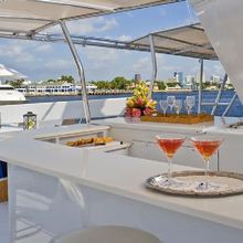 Serenity Yacht 