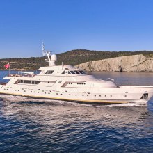 Madame Thelma Yacht 