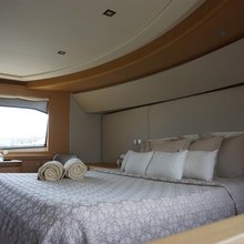 Yellow Turtle Yacht 
