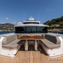 Belle Yacht 