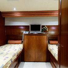 Lifter Yacht 