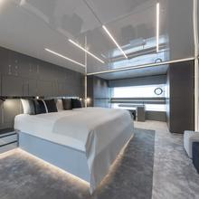 No Stress Yacht 