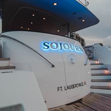 La Lady Yacht 