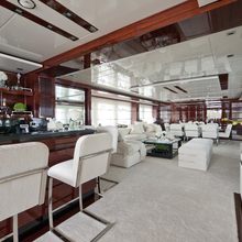 Wild Orchid I Yacht Bar Seating