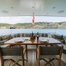 Las Ninas Yacht 