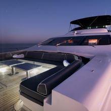 Intervention Yacht 