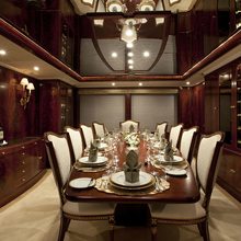 Bella Yacht Dining Salon - Table View