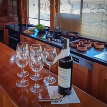 La Reine Yacht 