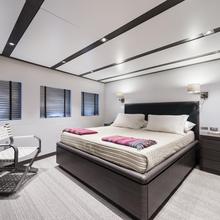 Genesia Yacht 