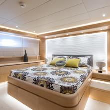 Bivac Yacht 