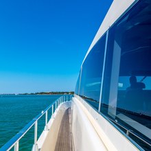 Ecj Luxe Yacht 