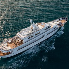 Sirahmy Yacht Running Shot - Aerial