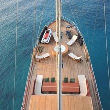 Brothers Yacht 