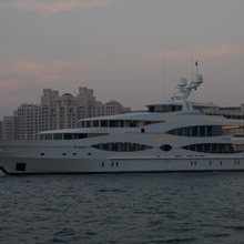 Queen Mavia Yacht 