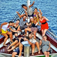 Magellan Yacht 