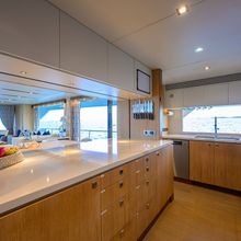 Aqua Life Yacht 