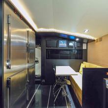 By Bubanny Yacht 