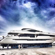 Sea Glass Yacht 
