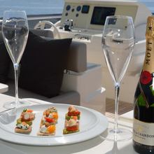 Juniper II Yacht 