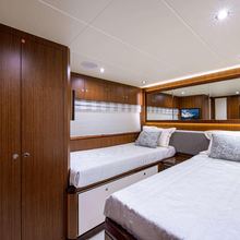 Zephyr Yacht 