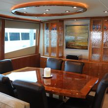 Chip Yacht