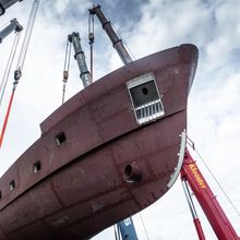 Ad Astra Yacht 