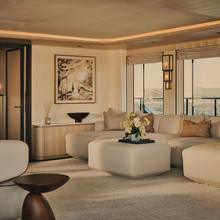 M Yacht 