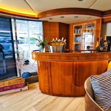 YCM 105 Yacht 