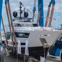 Gerry's Ferry Yacht 