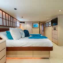 Island Time Yacht 