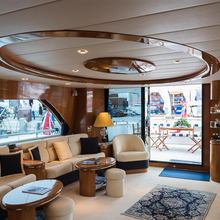 Cabaret Yacht 
