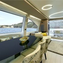 Solstice Yacht 